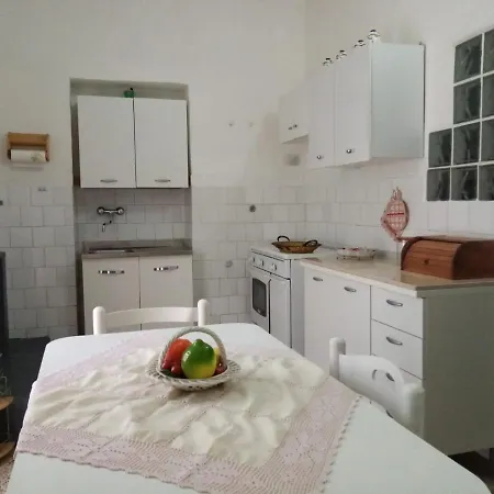Proietti Savina-appartamento Con Terrazza Vista Mare *